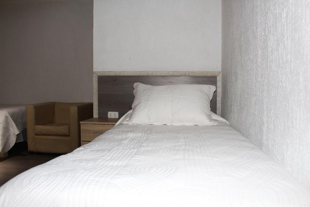 Hotel Residencial Victoria Said Linares Esterno foto